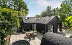 Cozy Home In Hadsund With Sauna